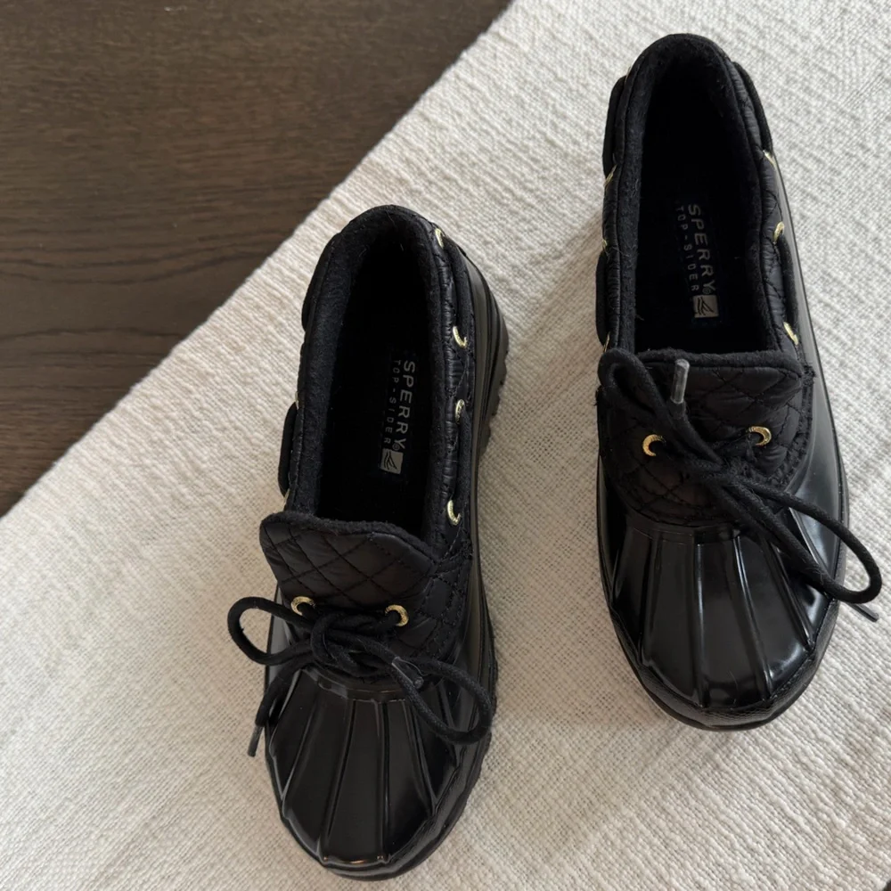 Sperry Top-Sider Black Quilted Duck Boots Waterproof Fleece Lined Women’s 5 1/2